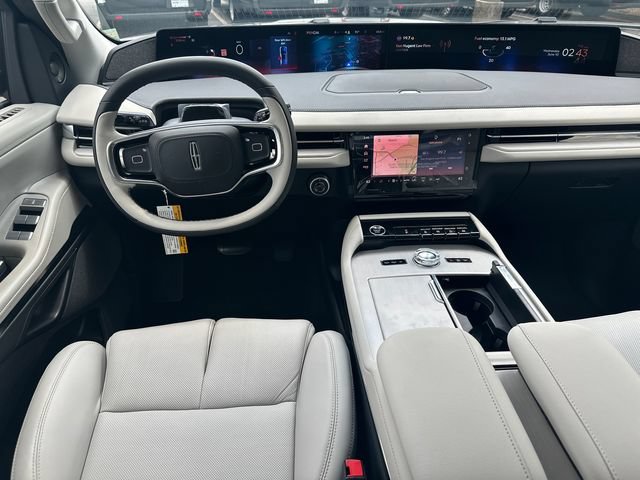 New 2026 Lincoln Navigator Reserve AWD/4WD image 22
