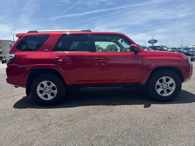 Used 2024 Toyota 4Runner SR5 RWD image 4