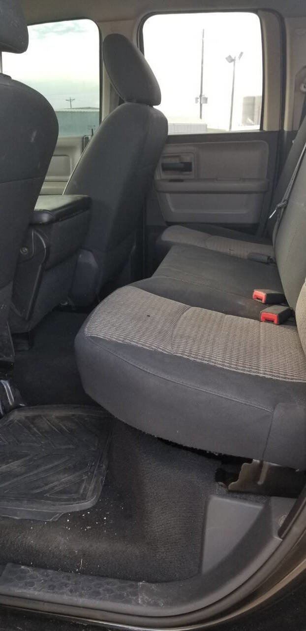 Used 2011 RAM 1500 Classic SLT AWD/4WD image 4