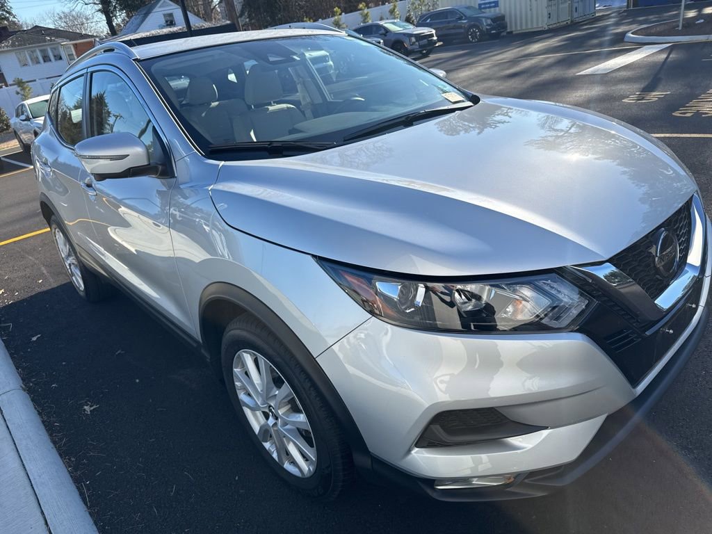 Used 2022 Nissan Rogue Sport SV w/ Technology Package