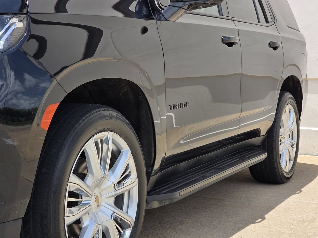 Used 2021 Chevrolet Tahoe RST w/ Luxury Package AWD/4WD image 46