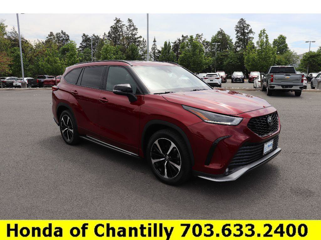 Used 2022 Toyota Highlander XSE