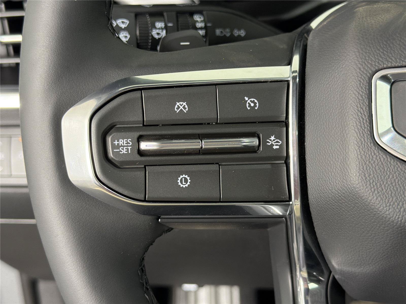 New 2026 GMC Acadia Elevation w/ Black Edition FWD image 27
