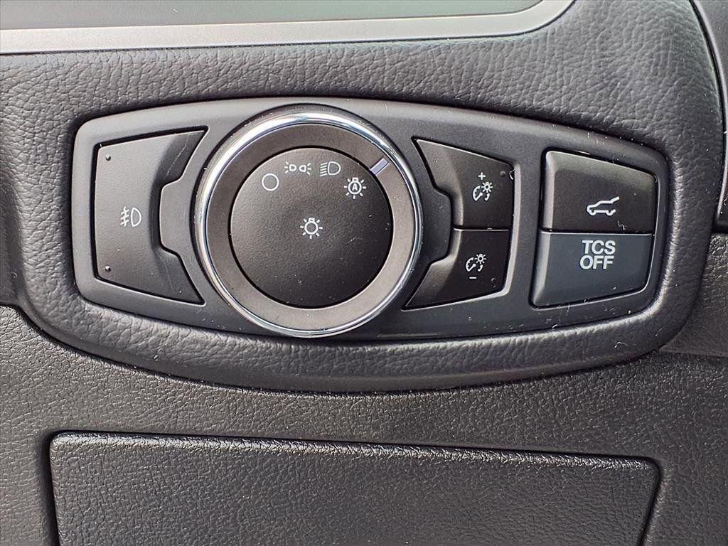 Used 2023 Ford Edge SEL w/ Convenience Package image 14