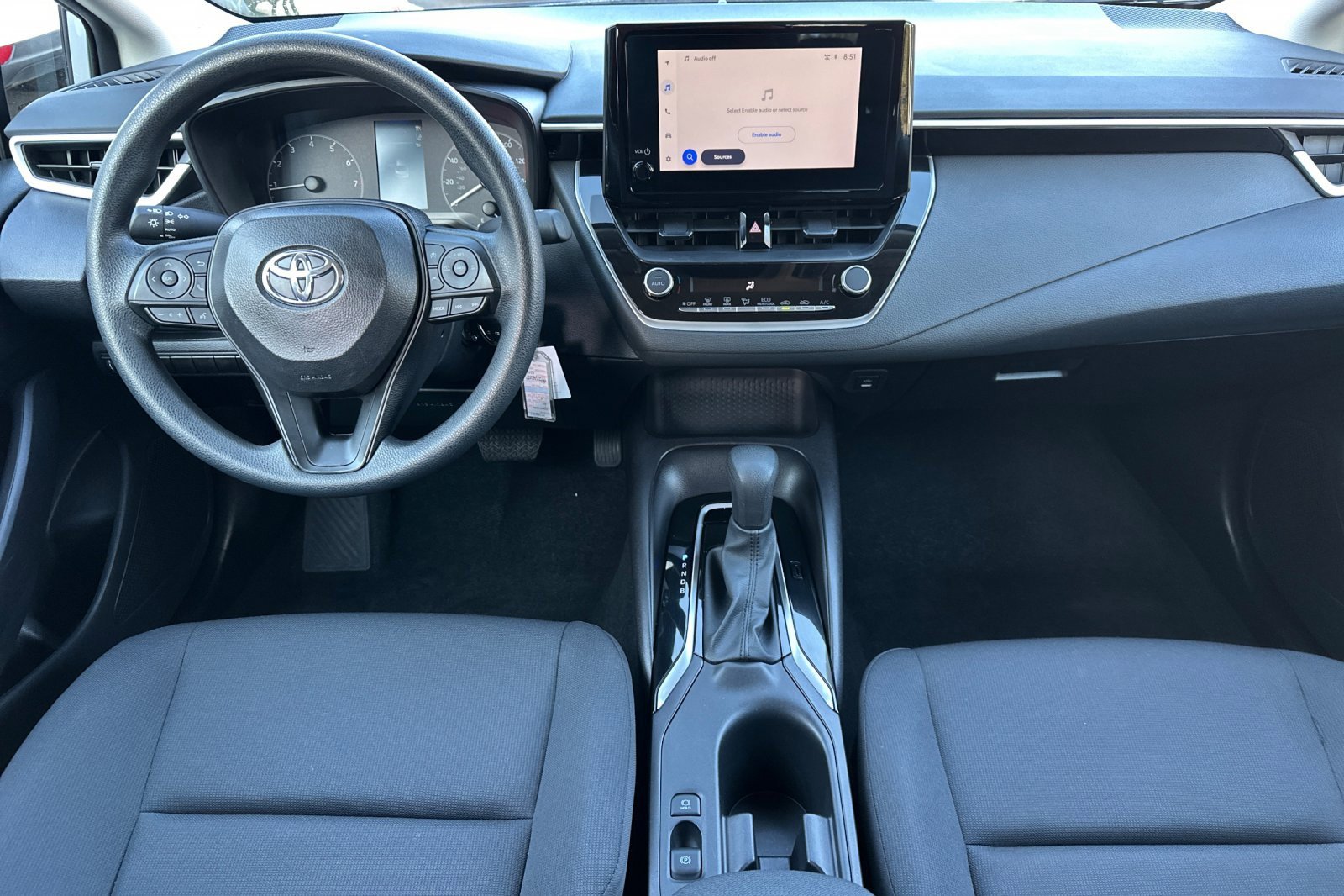 Used 2025 Toyota Corolla LE image 15