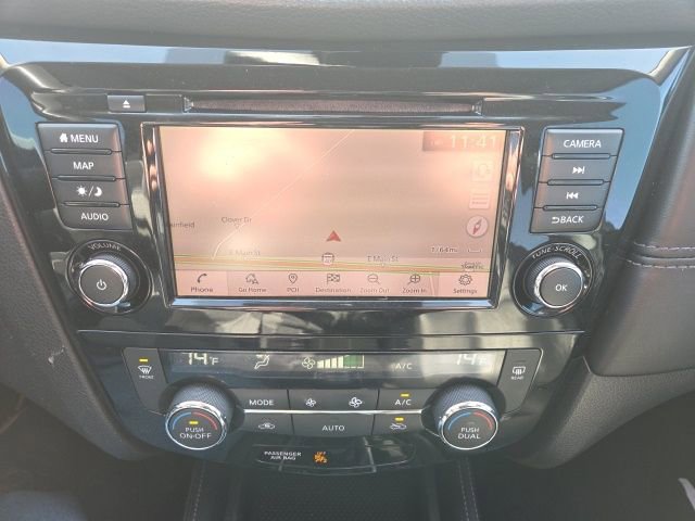 Used 2018 Nissan Rogue SL image 24