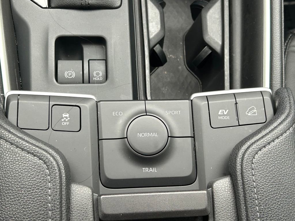Used 2024 Toyota Grand Highlander AWD Hybrid image 33