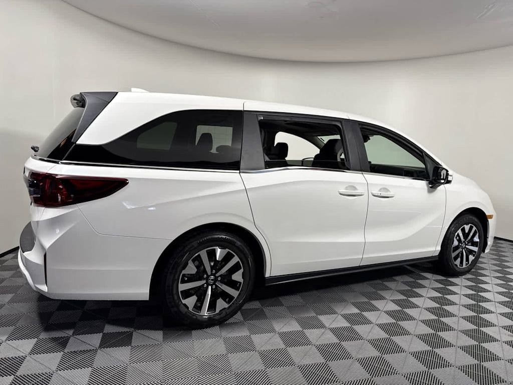 New 2025 Honda Odyssey EX-L image 6