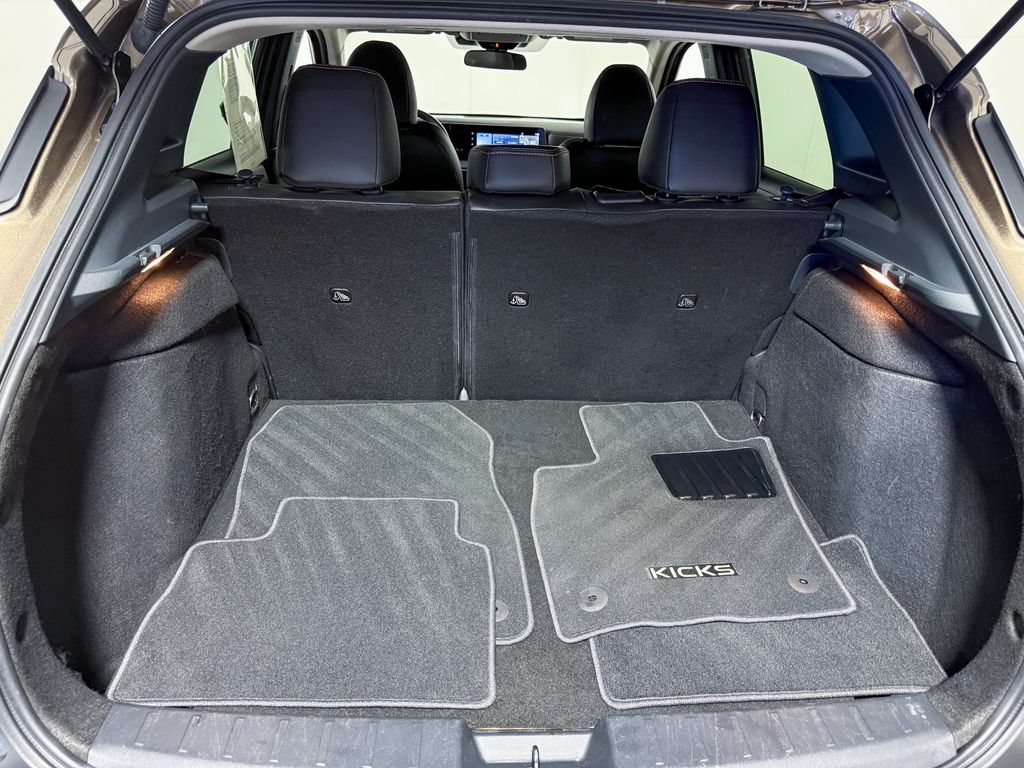 Certified 2025 Nissan Kicks SR AWD/4WD image 38