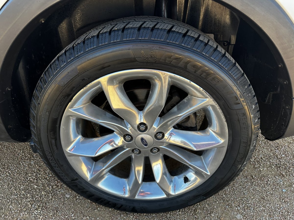 Used 2013 Ford Explorer XLT image 7