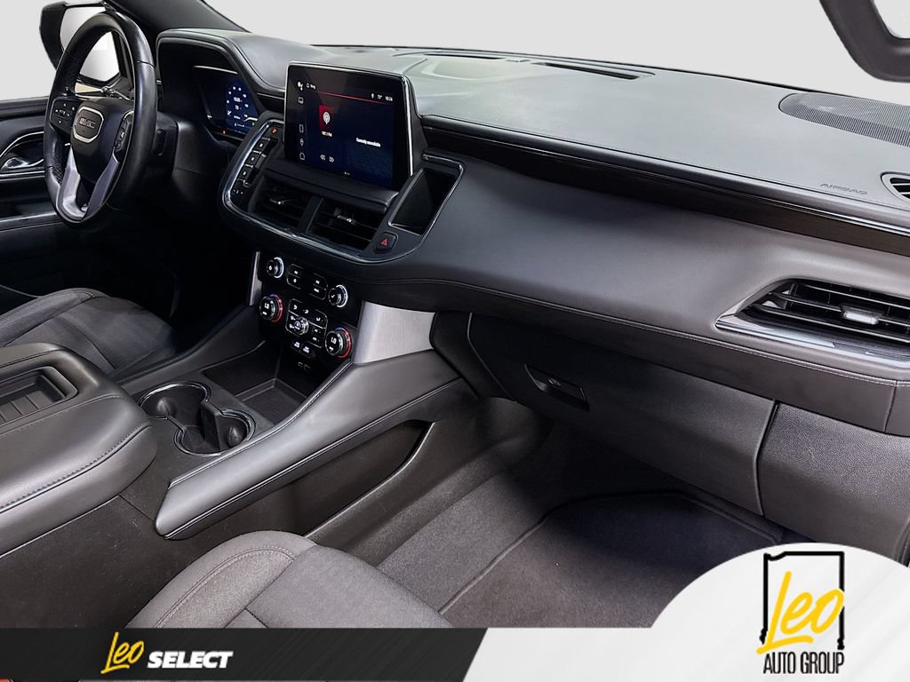 Used 2023 GMC Yukon SLE w/ Gmc Pro Safety Plus Package AWD/4WD image 32