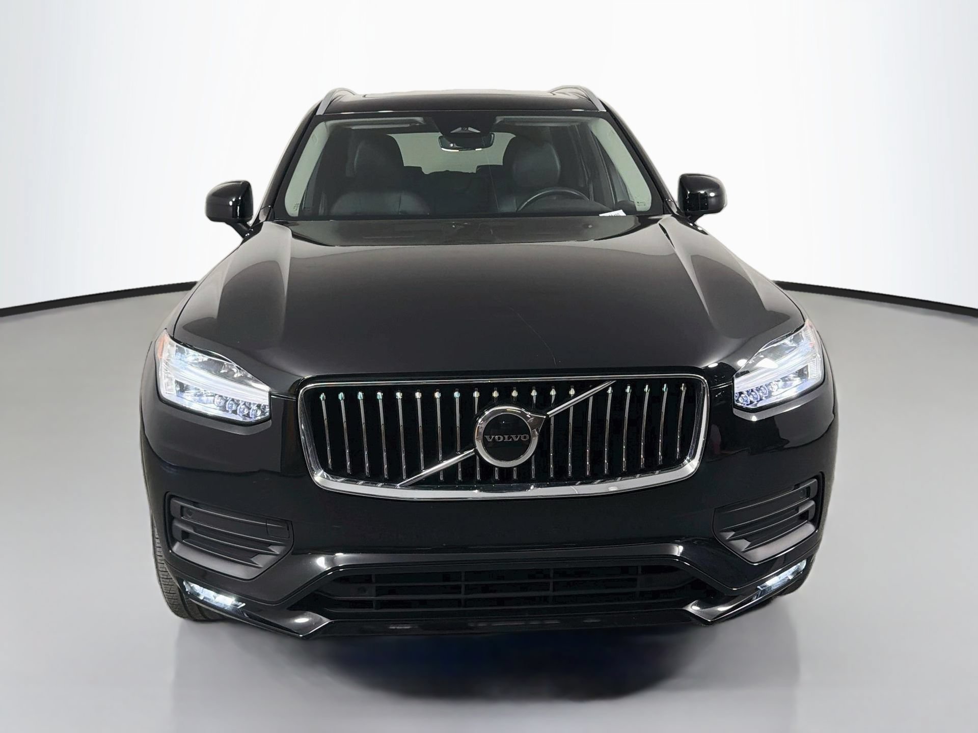 Certified 2023 Volvo XC90 B5 Core w/ Protection Package Premier AWD/4WD image 2