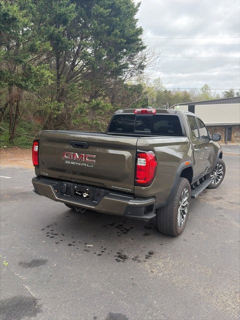 Used 2024 GMC Canyon Denali image 7