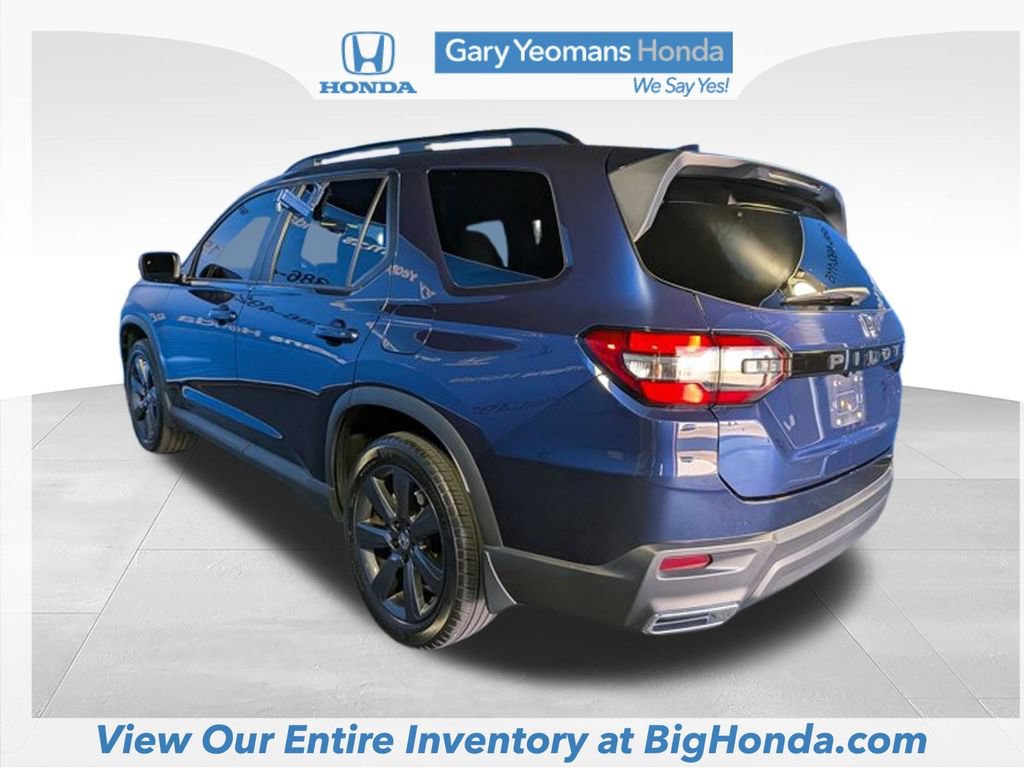 Certified 2025 Honda Pilot Sport image 8