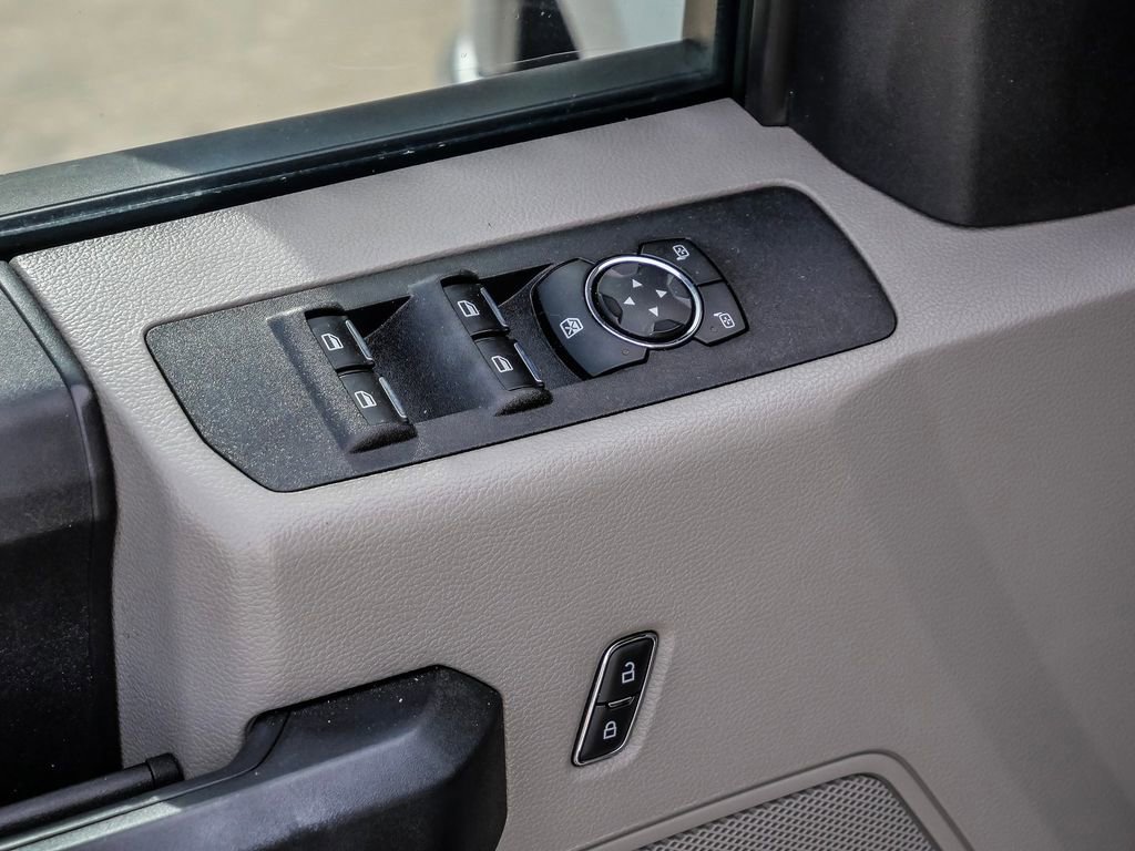 Used 2021 Ford F250 XL w/ Power Equipment Group image 24