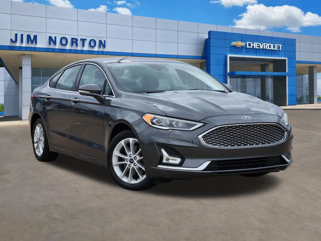 Used 2019 Ford Fusion Energi Titanium image 1