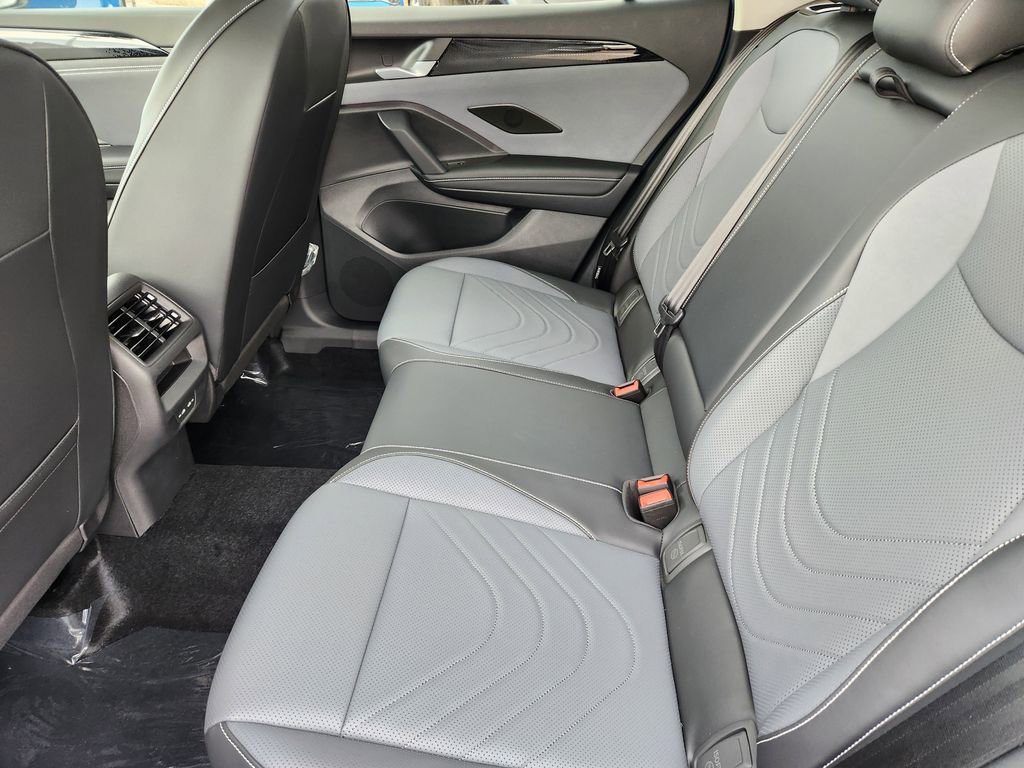 New 2026 Volkswagen Tiguan SE AWD/4WD image 11