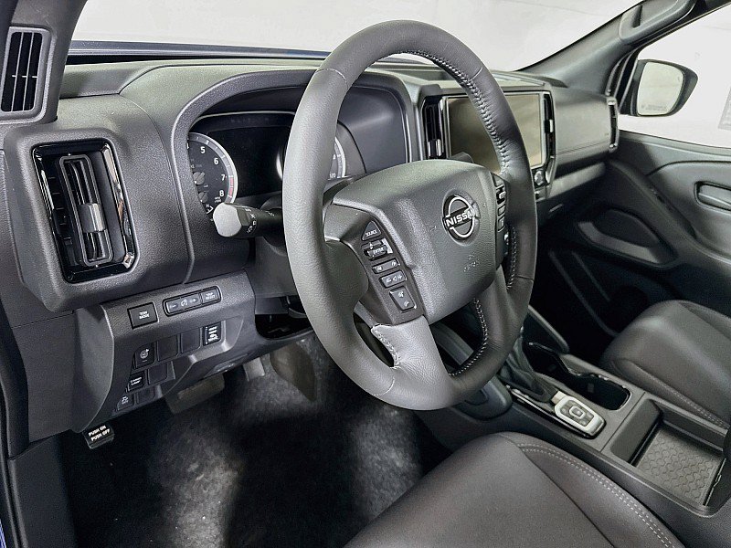 New 2026 Nissan Frontier SV w/ SV Convenience Package AWD/4WD image 9