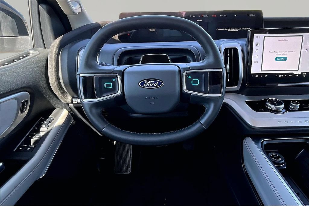 Certified 2025 Ford Expedition Active AWD/4WD image 5
