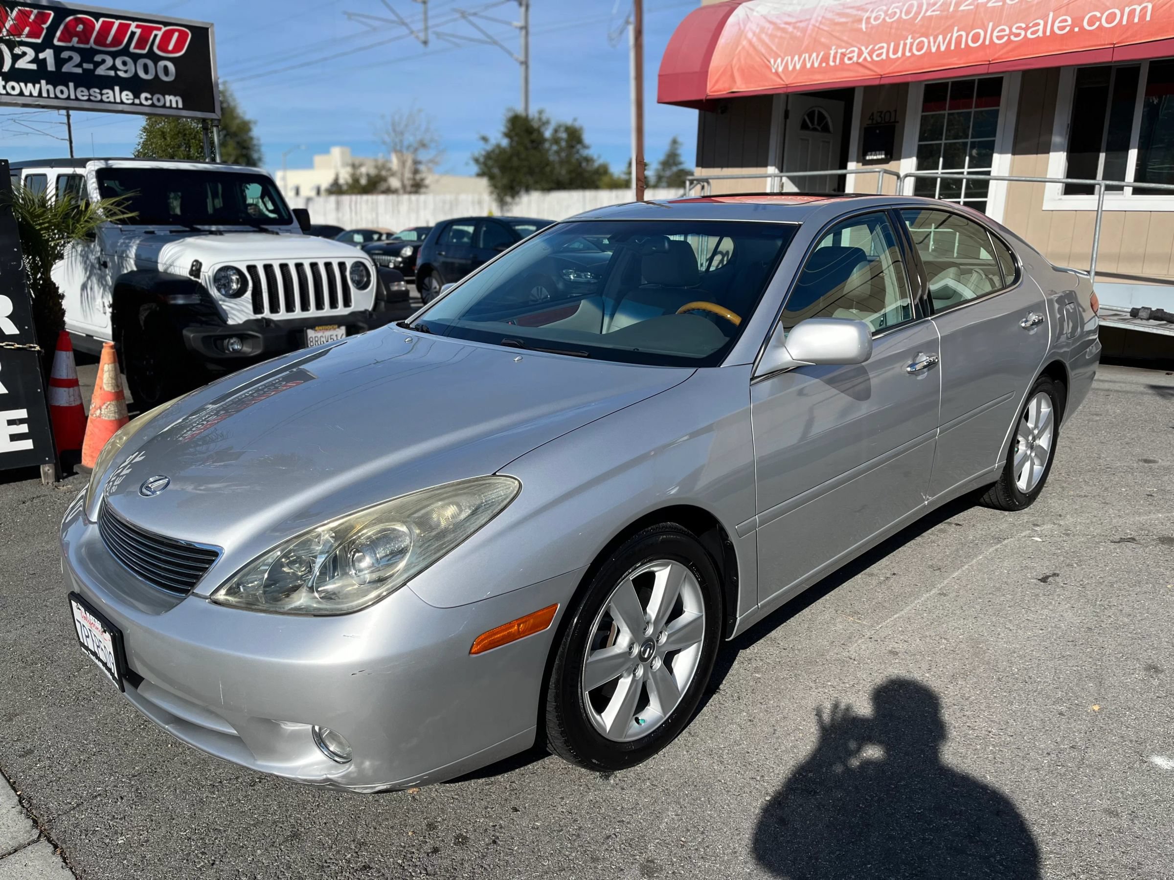 Used 2006 Lexus ES 330 w/ Preferred Accessory Pkg FWD image 3