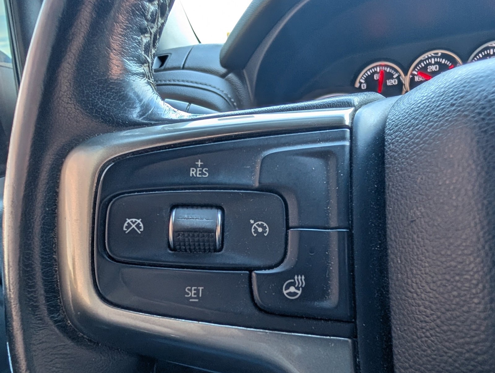 Used 2021 Chevrolet Silverado 1500 RST w/ Z71 Off-Road Package image 17