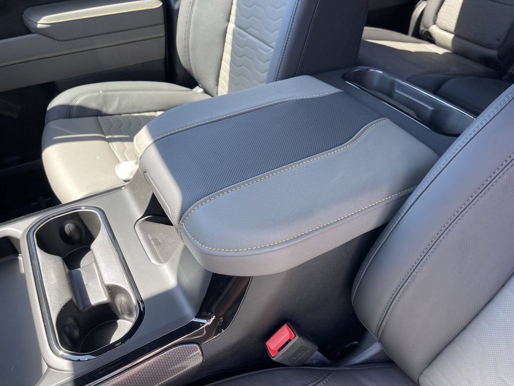 New 2026 Chevrolet Silverado 2500 ZR2 w/ LPO, Dark Essentials Package AWD/4WD image 20