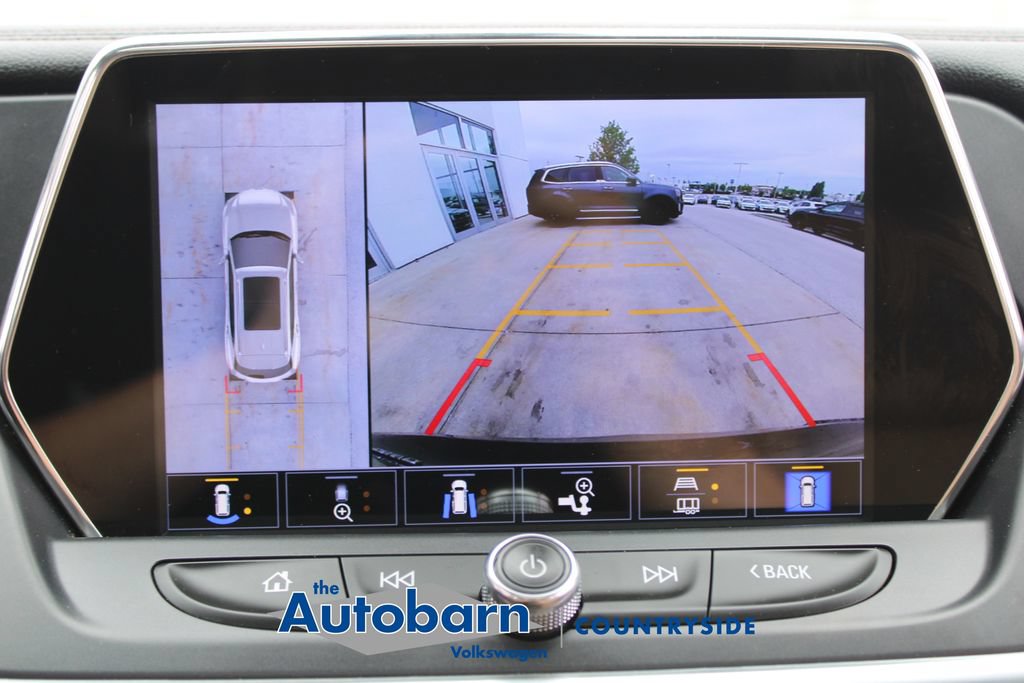 Used 2021 Chevrolet Blazer Premier w/ Driver Confidence II Package AWD/4WD image 17