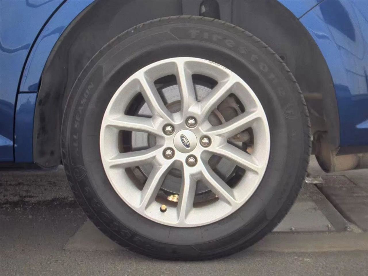 Used 2013 Ford Flex SE FWD image 12