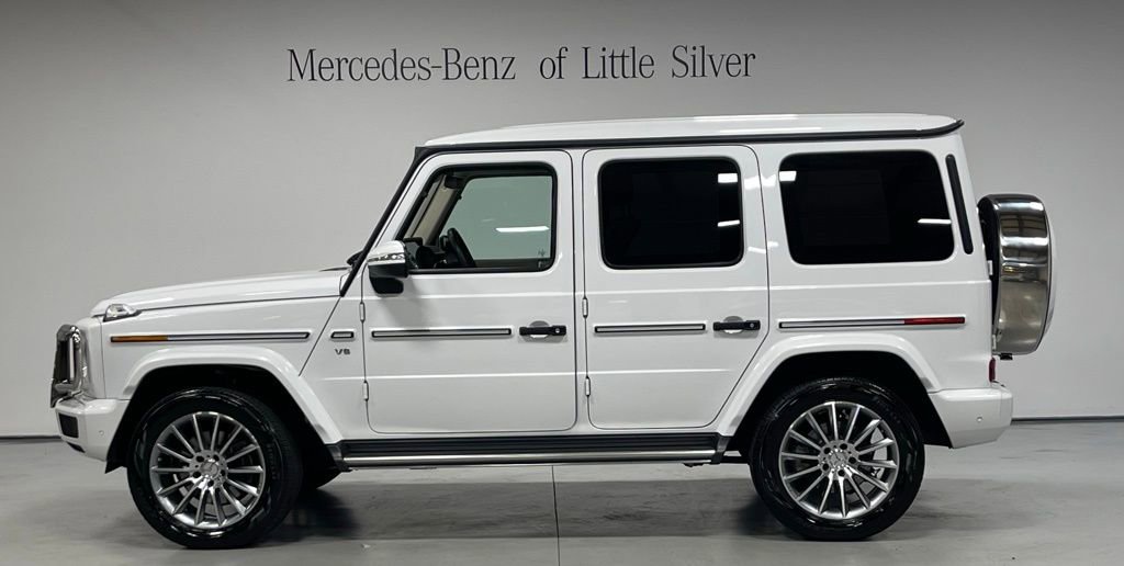 Used 2023 Mercedes-Benz G 550 image 2
