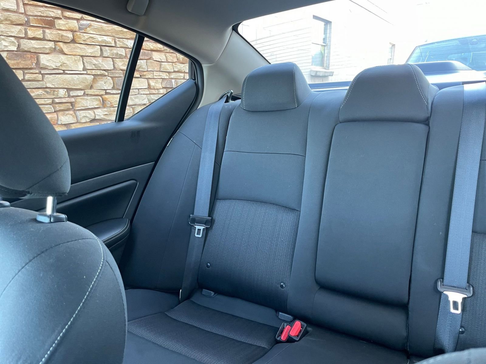 Used 2025 Nissan Altima 2.5 SV image 38