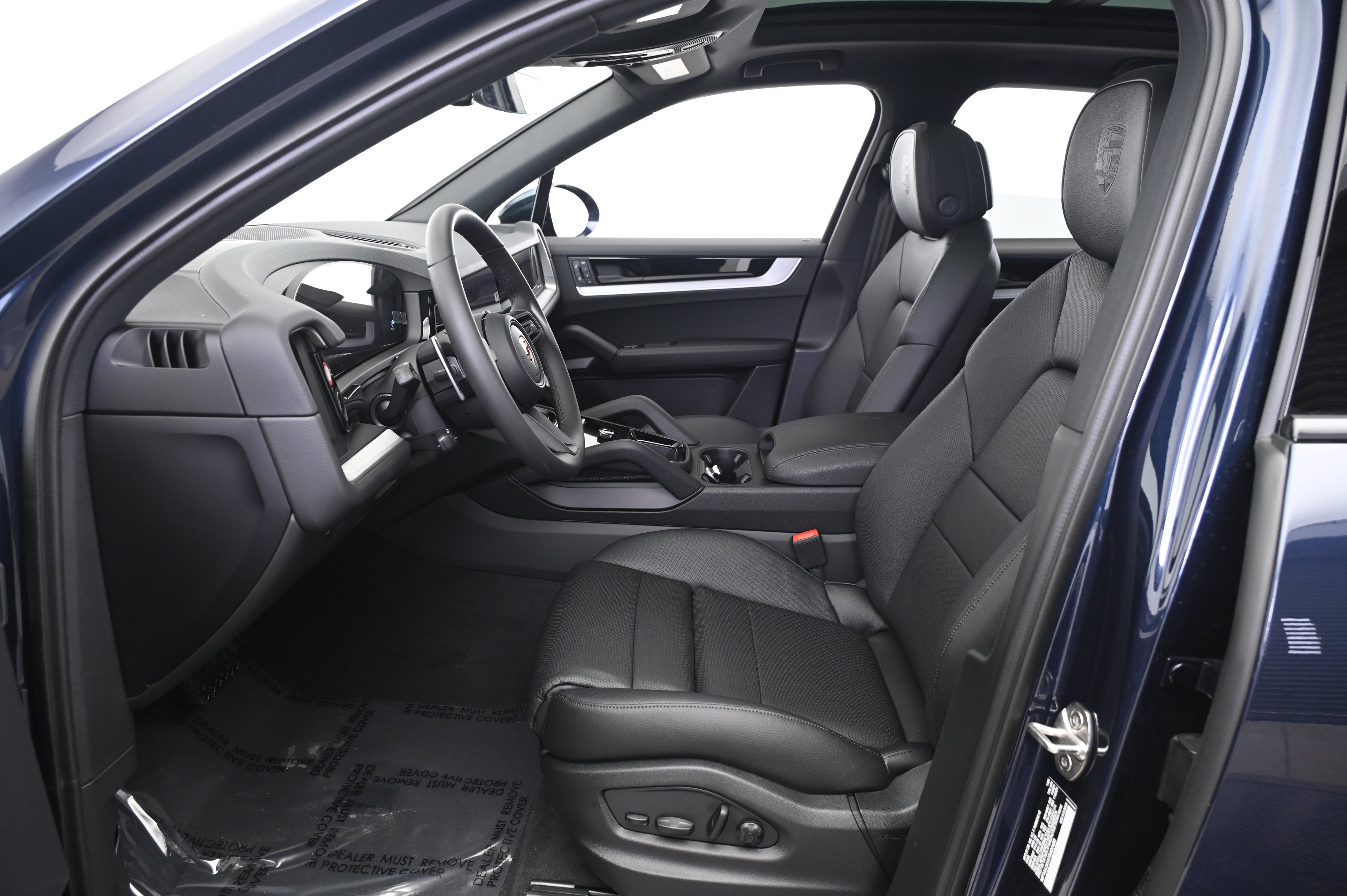Certified 2026 Porsche Cayenne AWD/4WD image 29