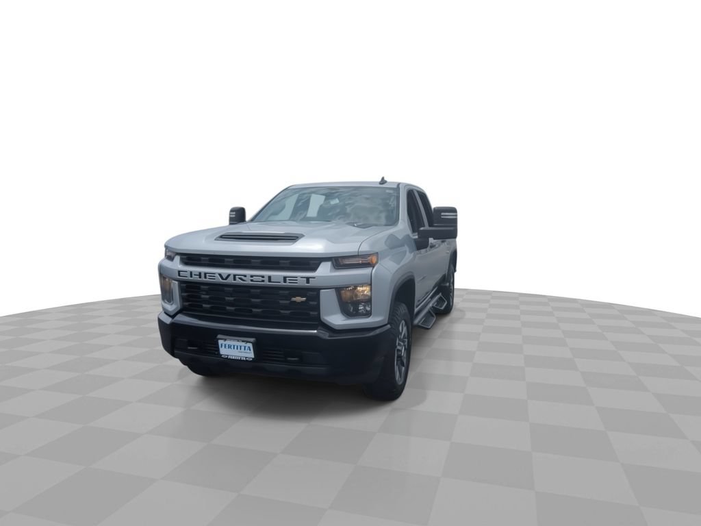 Used 2022 Chevrolet Silverado 2500 Custom w/ Custom Value Package AWD/4WD image 3