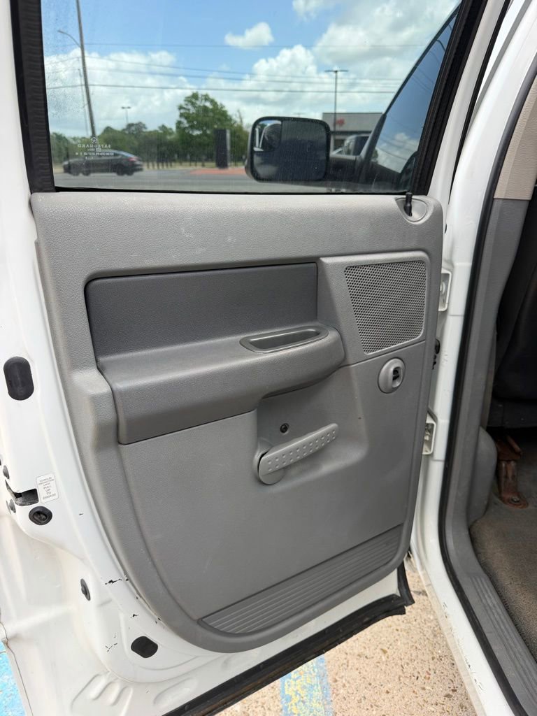 Used 2006 Dodge Ram 2500 Truck SLT w/ Quad Cab Big Horn Value Group RWD image 7