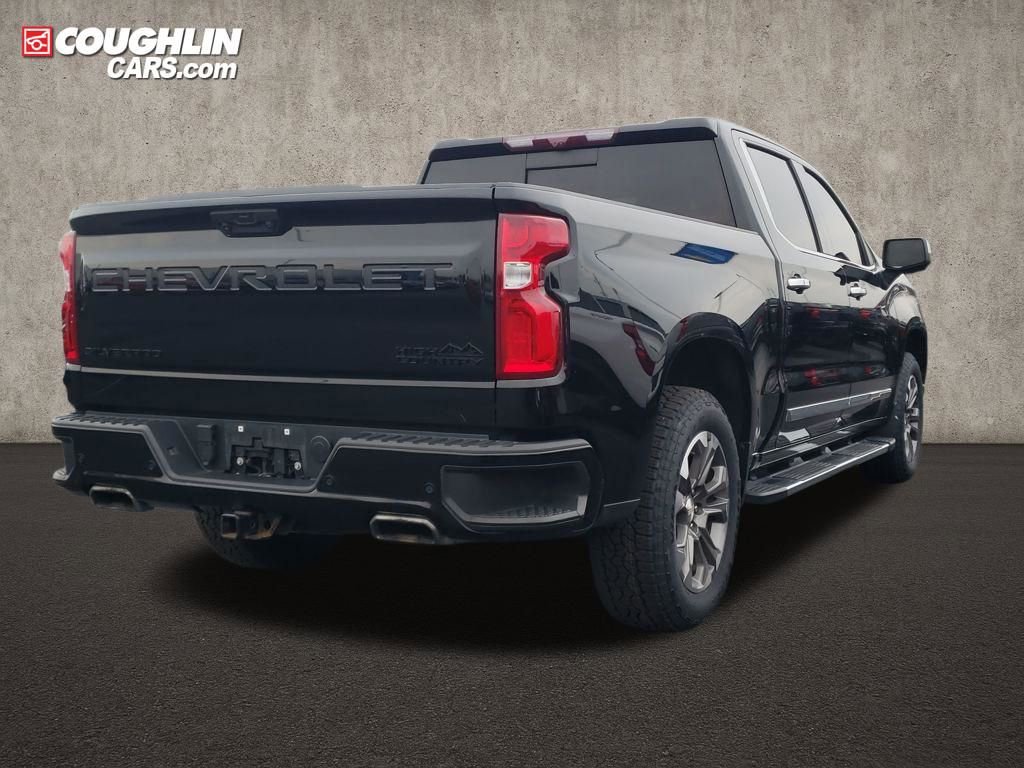 Used 2022 Chevrolet Silverado 1500 High Country w/ Technology Package image 6