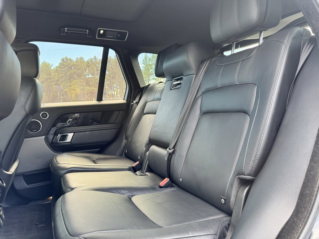 Used 2019 Land Rover Range Rover HSE image 16