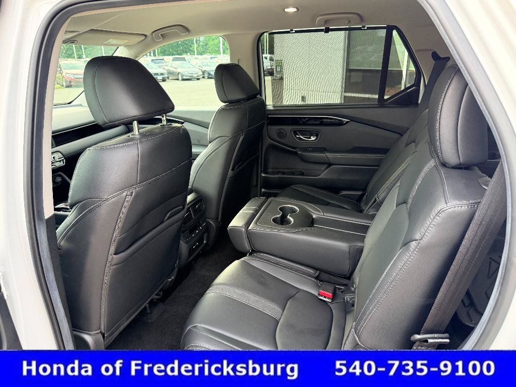 Certified 2025 Honda Pilot EX-L image 30