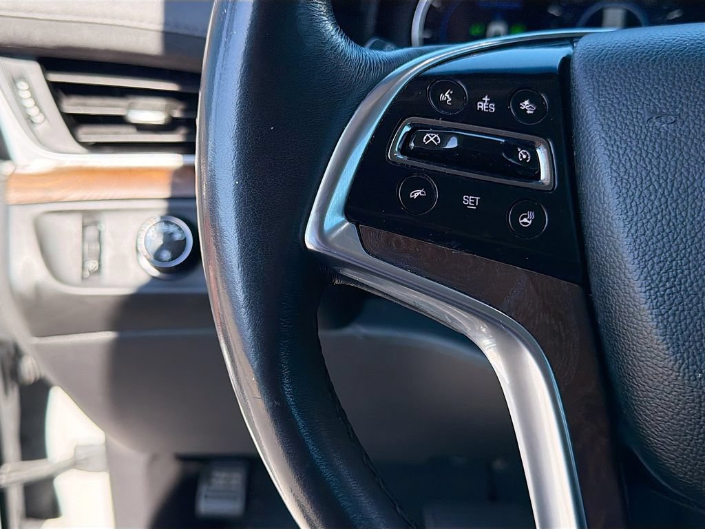 Used 2020 Cadillac Escalade Luxury RWD image 39