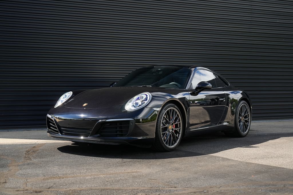 Certified 2018 Porsche 911 Carrera S RWD image 1