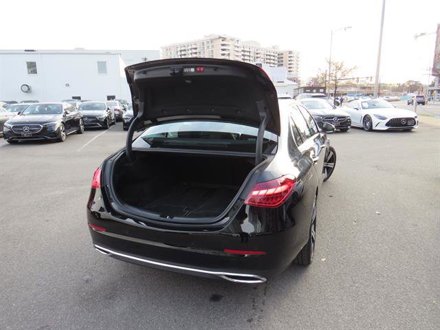Used 2025 Mercedes-Benz C 300 4MATIC Sedan image 29