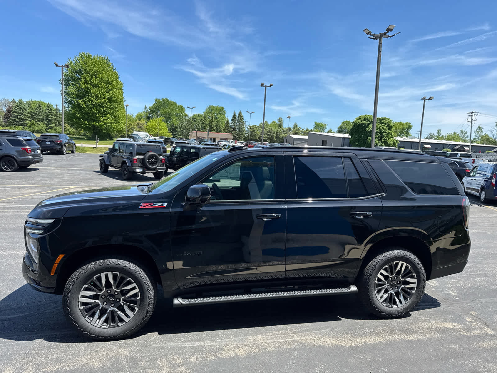 New 2026 Chevrolet Tahoe Z71 w/ Z71 Off-Road Package AWD/4WD image 12