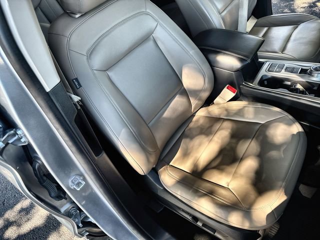 Used 2021 Ford Explorer XLT w/ Equipment Group 202A image 35