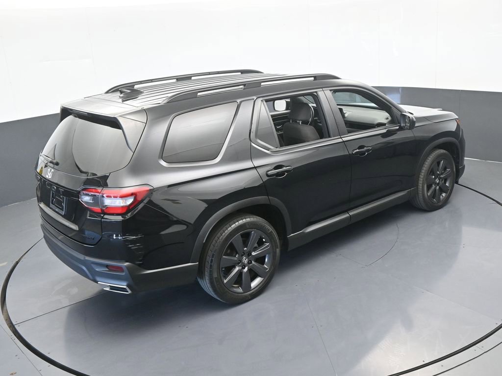 Used 2023 Honda Pilot Sport image 53