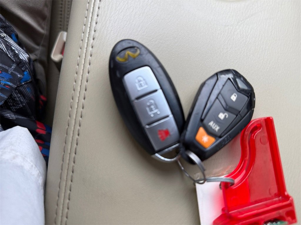 Used 2014 INFINITI QX50 Journey w/ Premium Package image 31