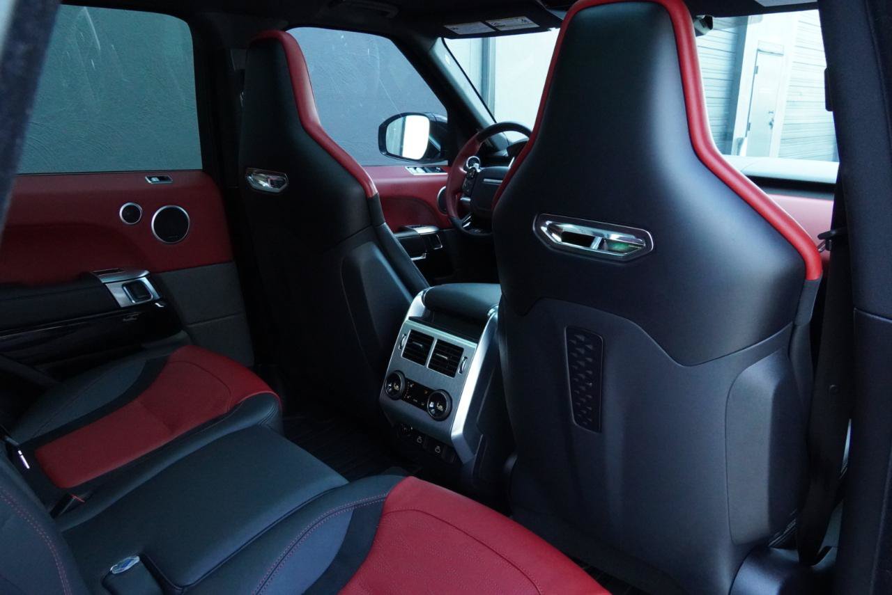 Used 2022 Land Rover Range Rover Sport SVR Carbon Edition AWD/4WD image 31
