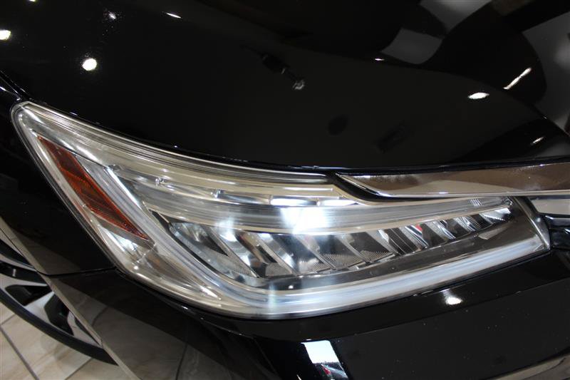 Used 2017 Honda Accord Touring image 10