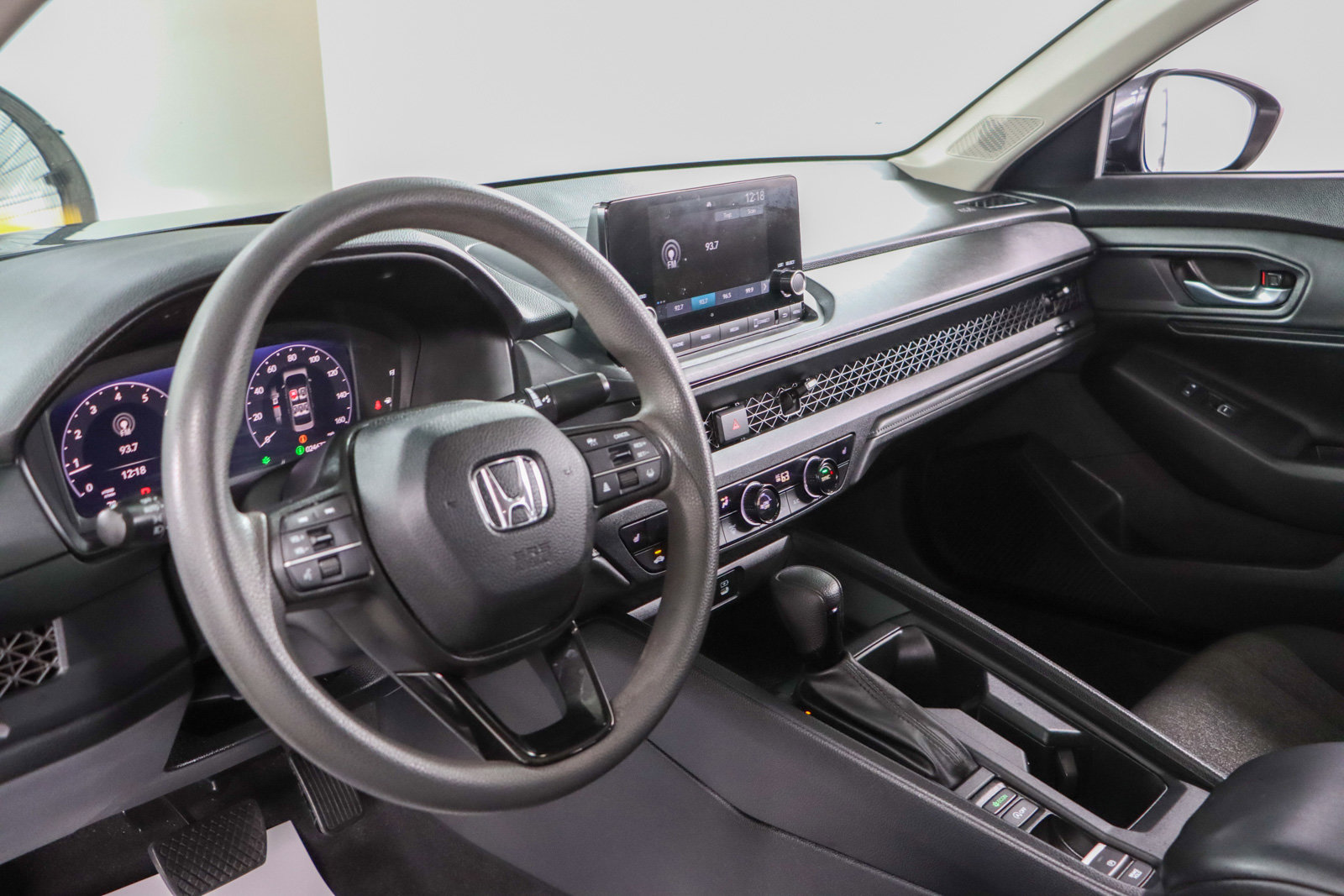 Used 2023 Honda Accord EX image 23