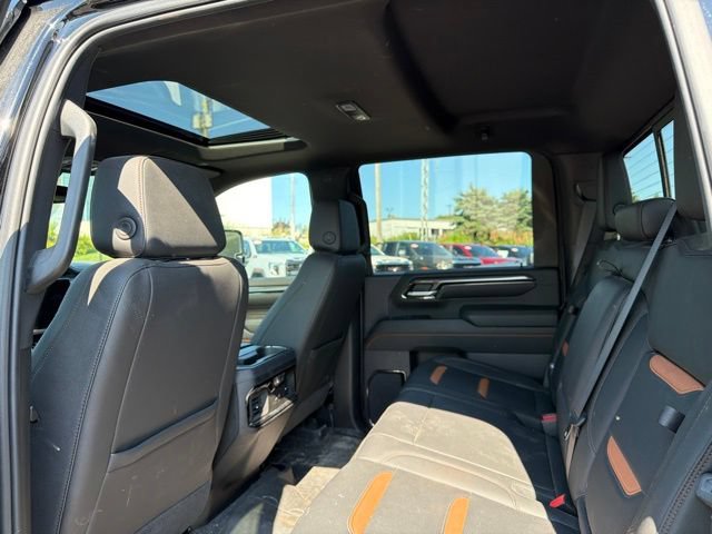 Used 2024 GMC Sierra 2500 AT4 w/ AT4 Preferred Package AWD/4WD image 19