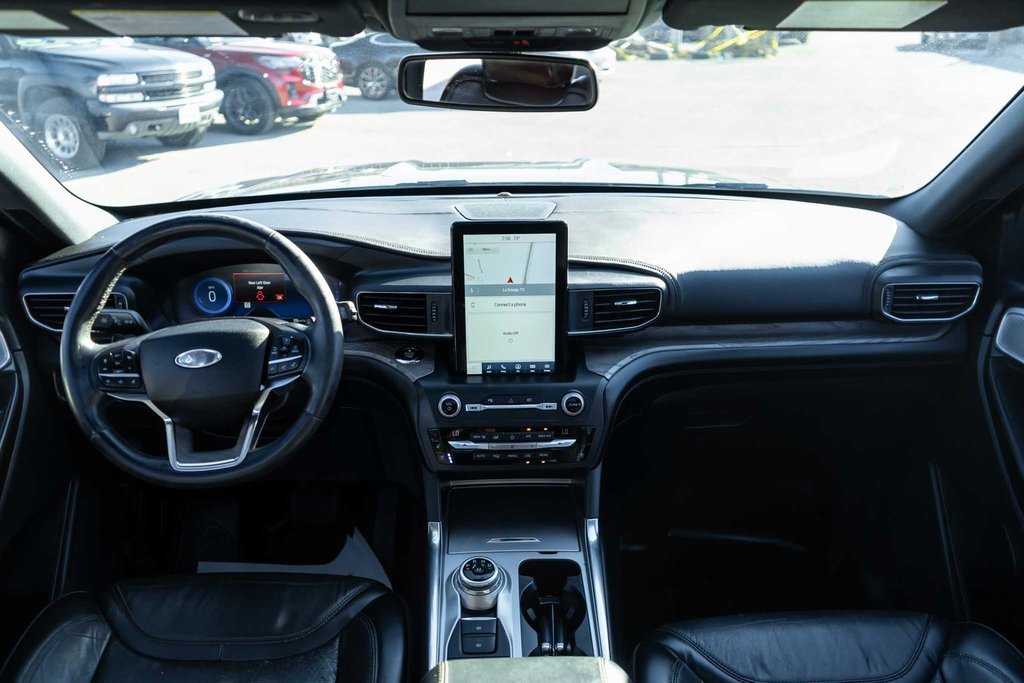 Used 2020 Ford Explorer Platinum w/ Premium Technology Package image 17