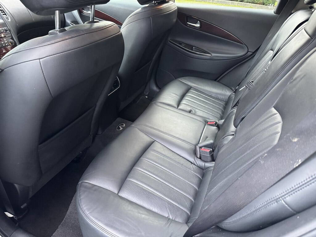 Used 2010 INFINITI EX35 Journey image 18
