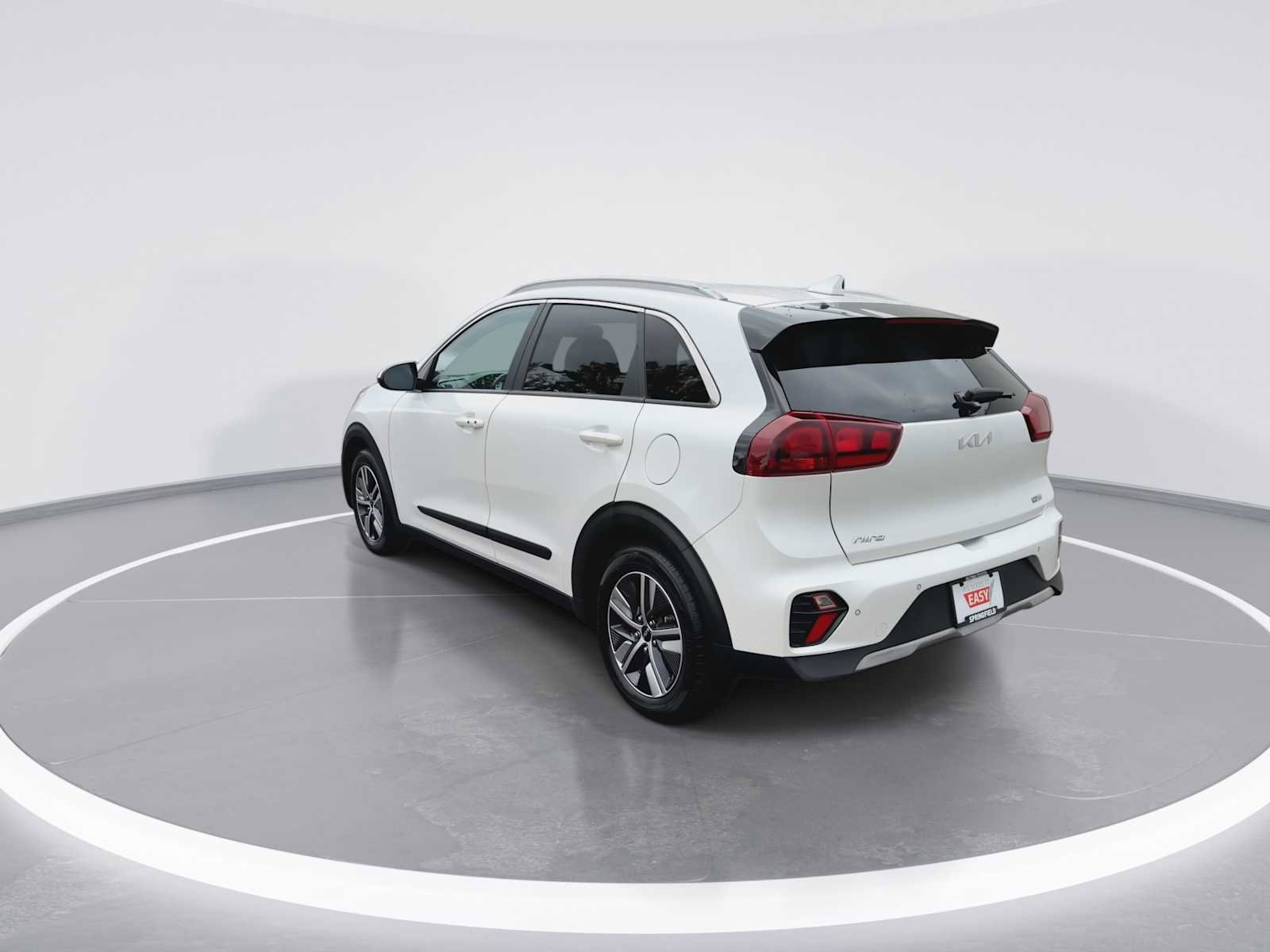 Used 2022 Kia Niro LXS FWD image 6